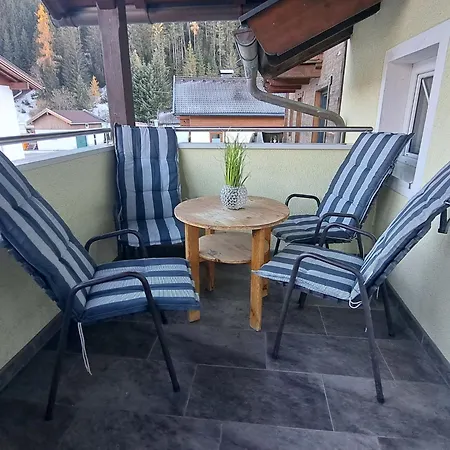 Evi 1 By Interhome Daire